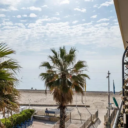With Balcony With Vue Apartment